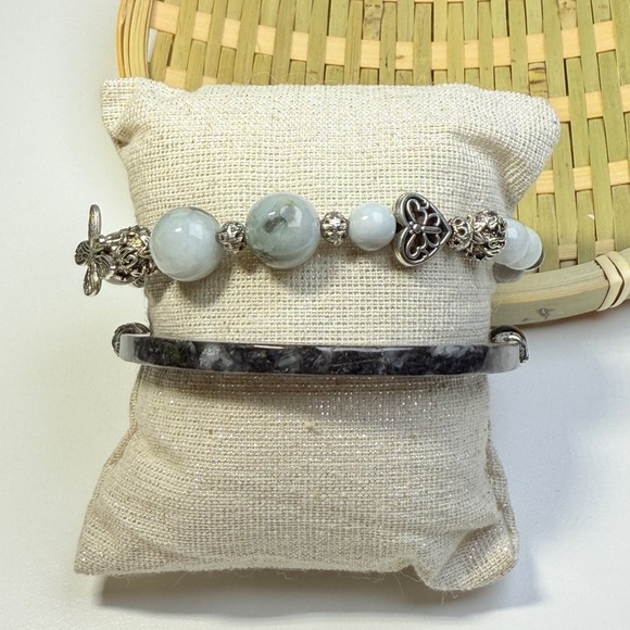 Black Ink Jade Half Bangle Bracelet | Natural Wu Ji Jade, Artisan Jewelry - Picture 8 of 13